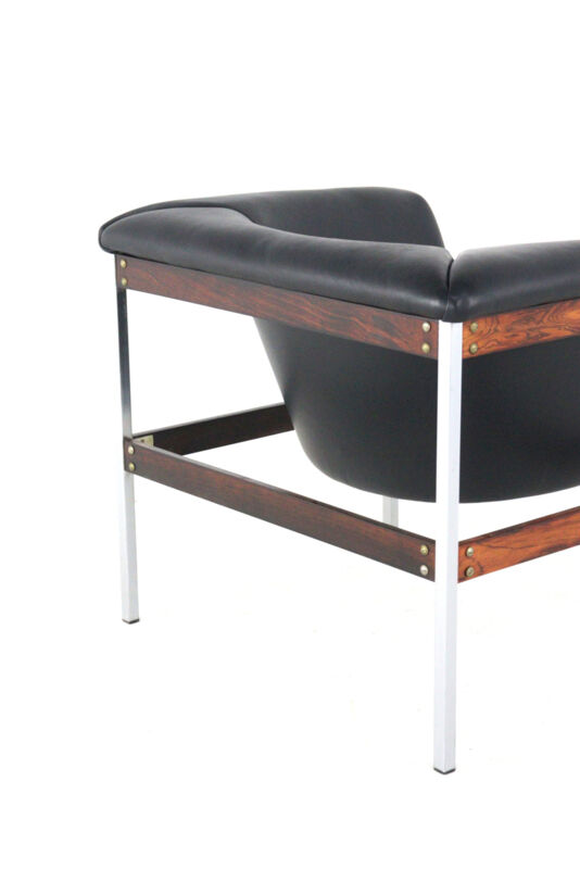 Geoffrey Harcourt for Artifort armchair model 042 - dutch design - restored