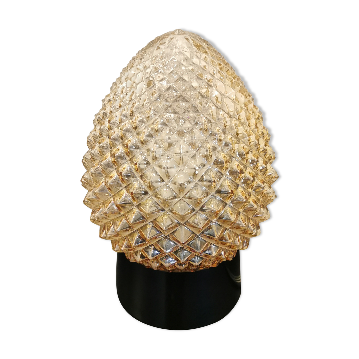 Pineapple lamp