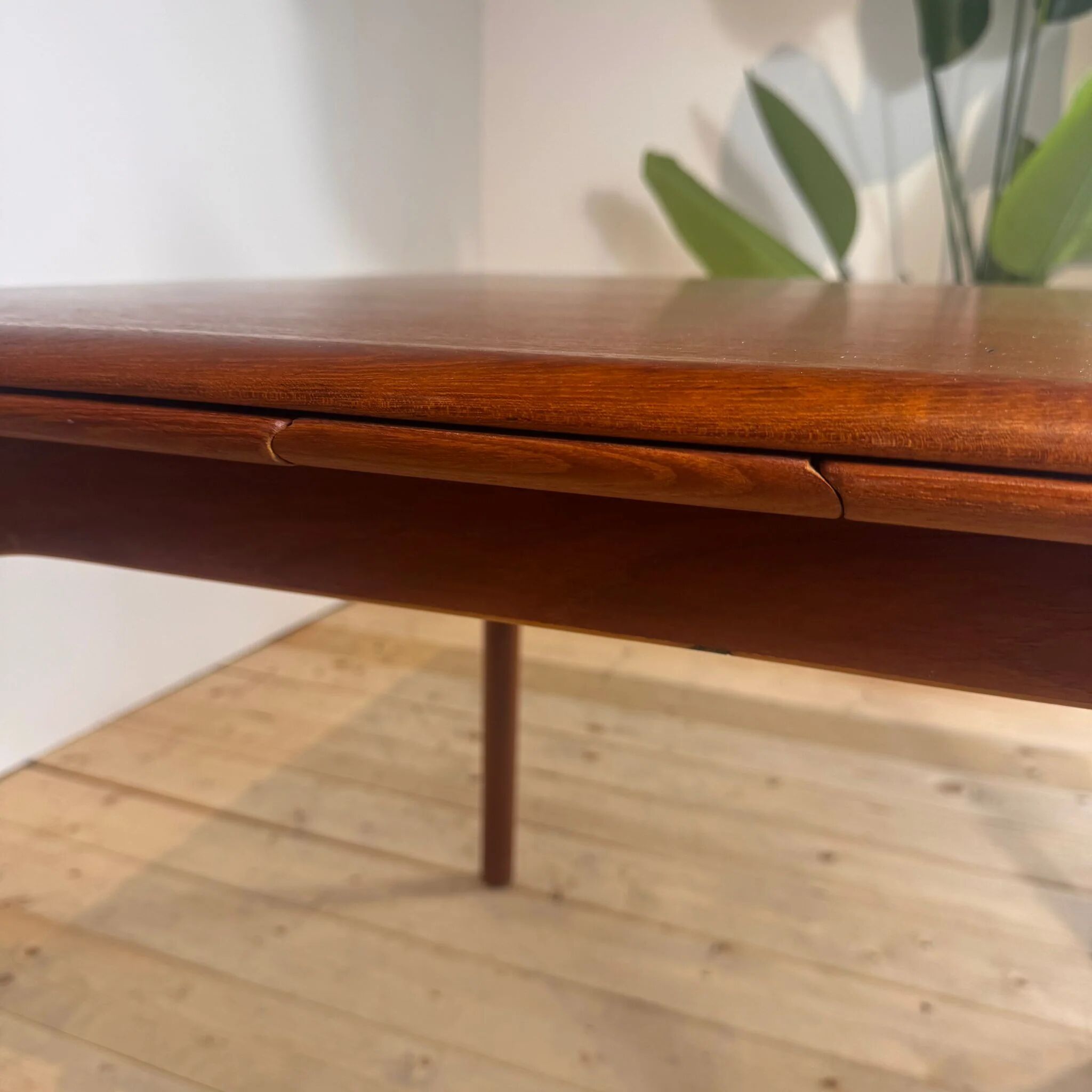Extendable dining table in teak, Denmark 1960s