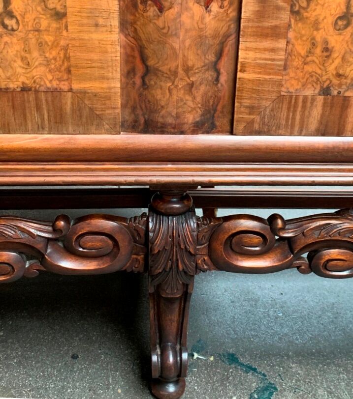 Showcase, walnut root, walnut