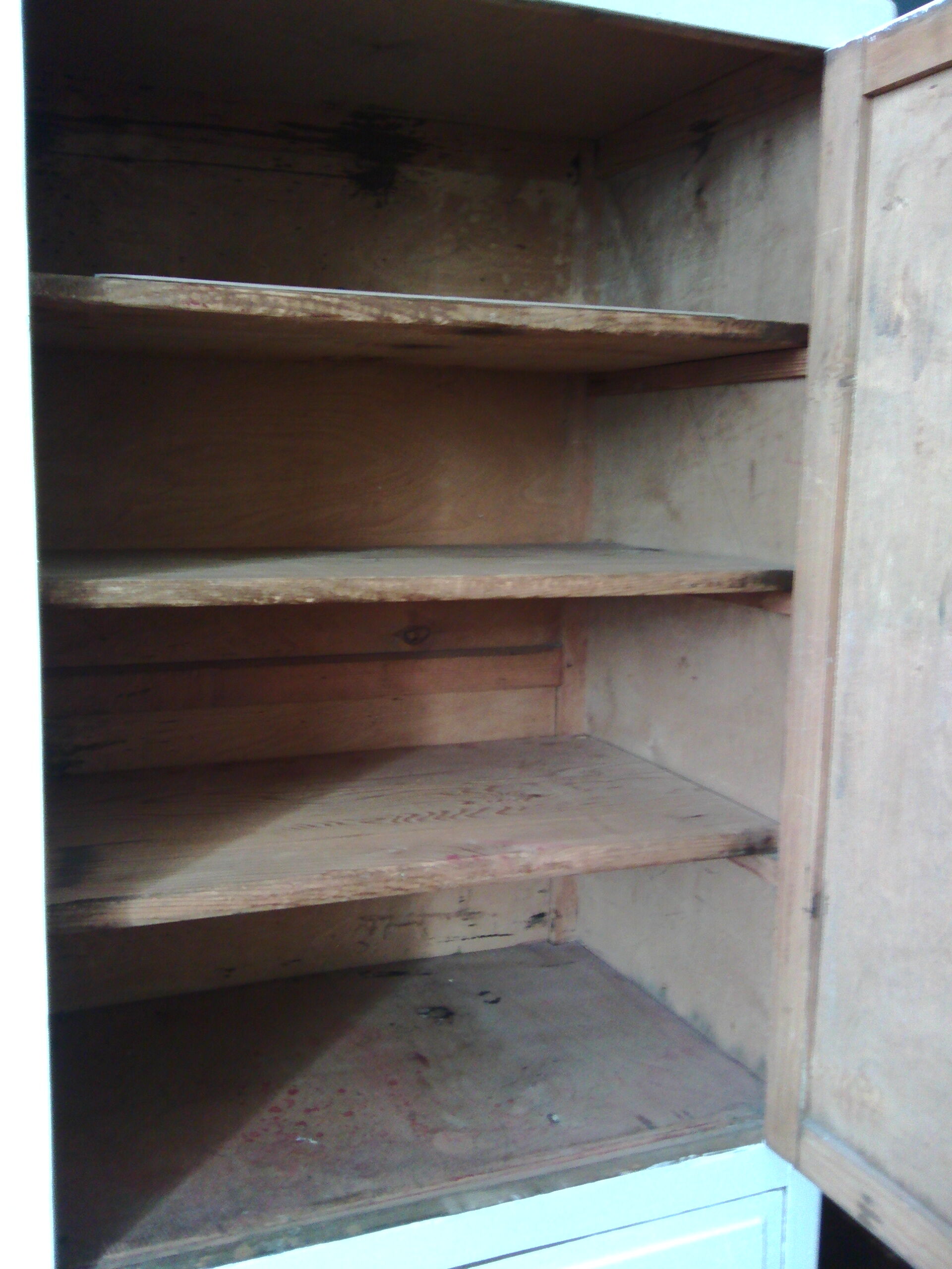 Furniture type confectionery from the 1940s