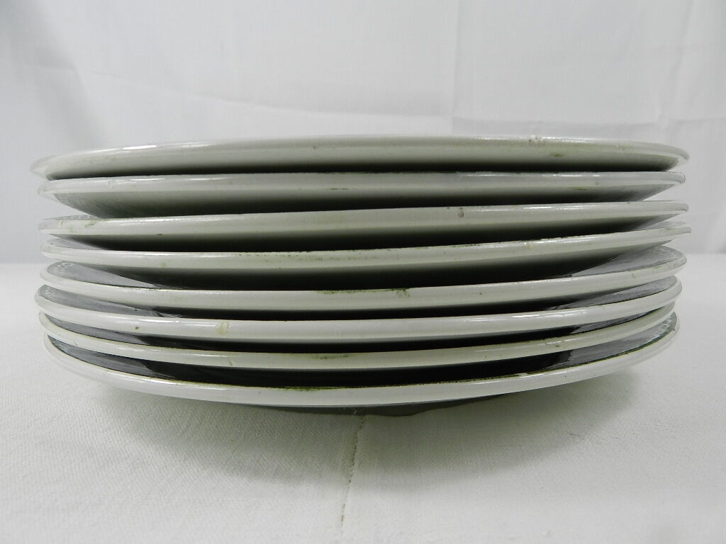 8 plates flat Ivy st Amand and Hamage