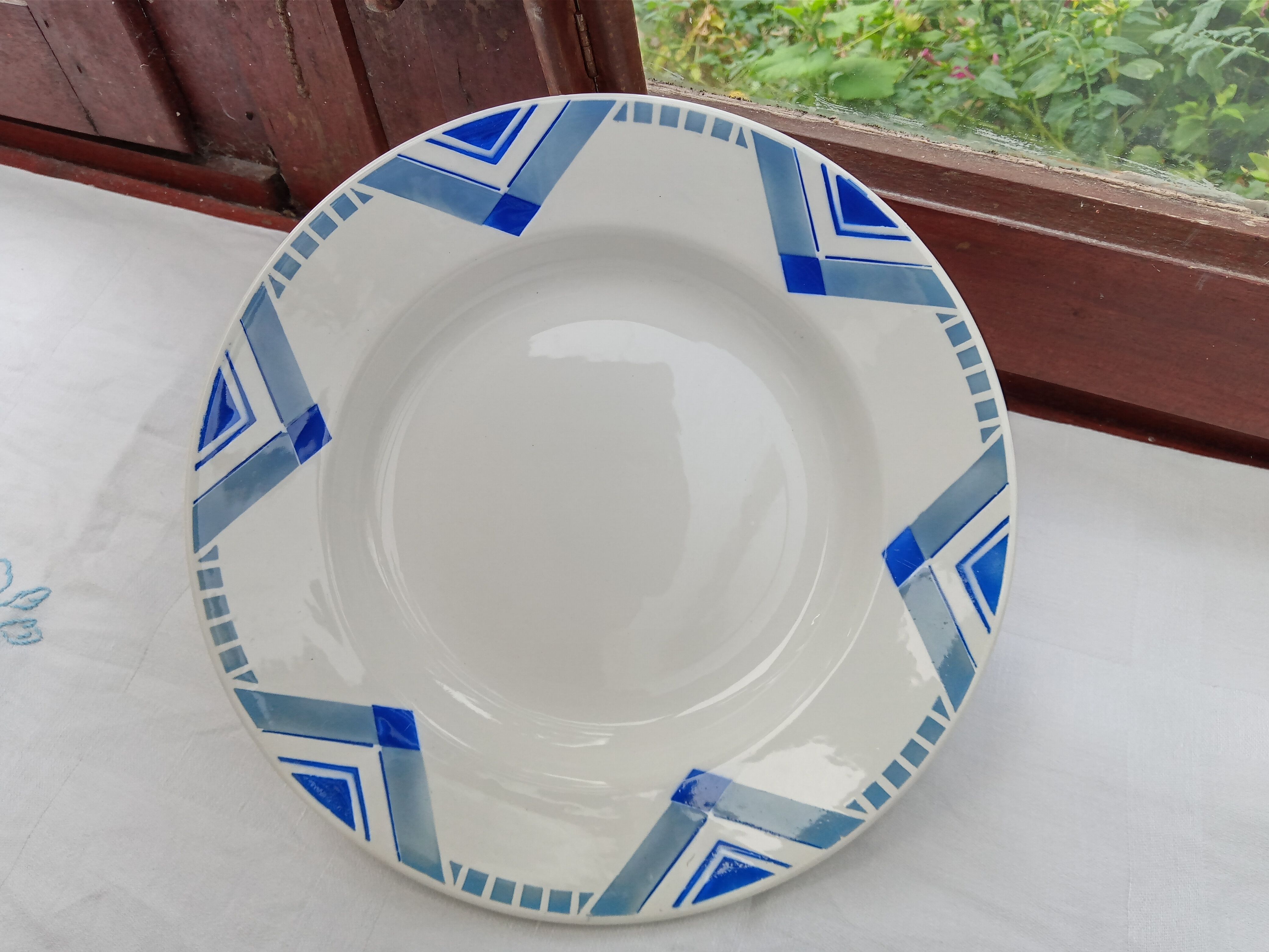 6 hollow plates Terre de Fer, Moulin des loups