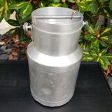 Small milk can