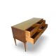 Une commode italienne vintage de style moderne du milieu du siècle
