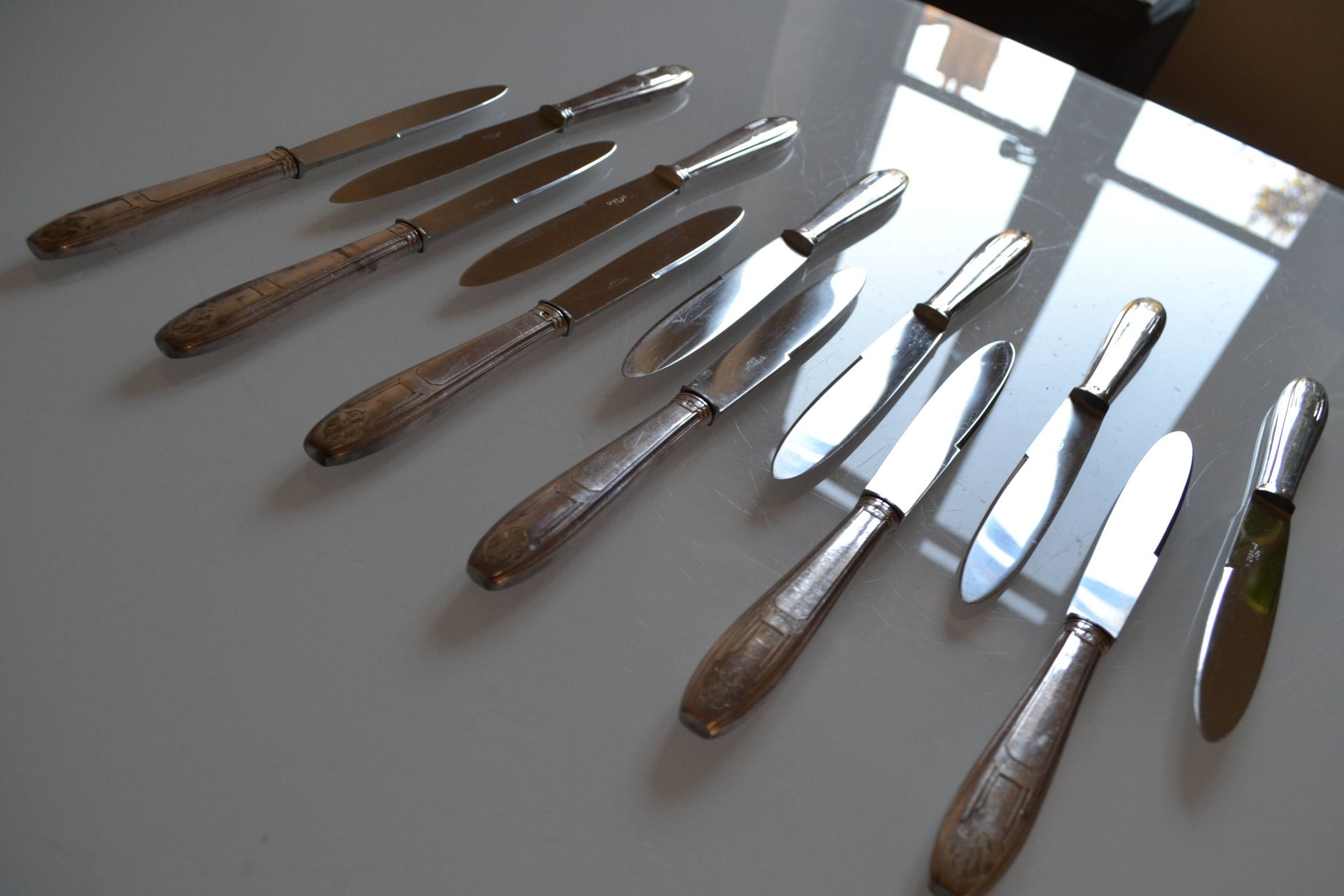 12 art deco table knives silver metal 25 cm monogram AR