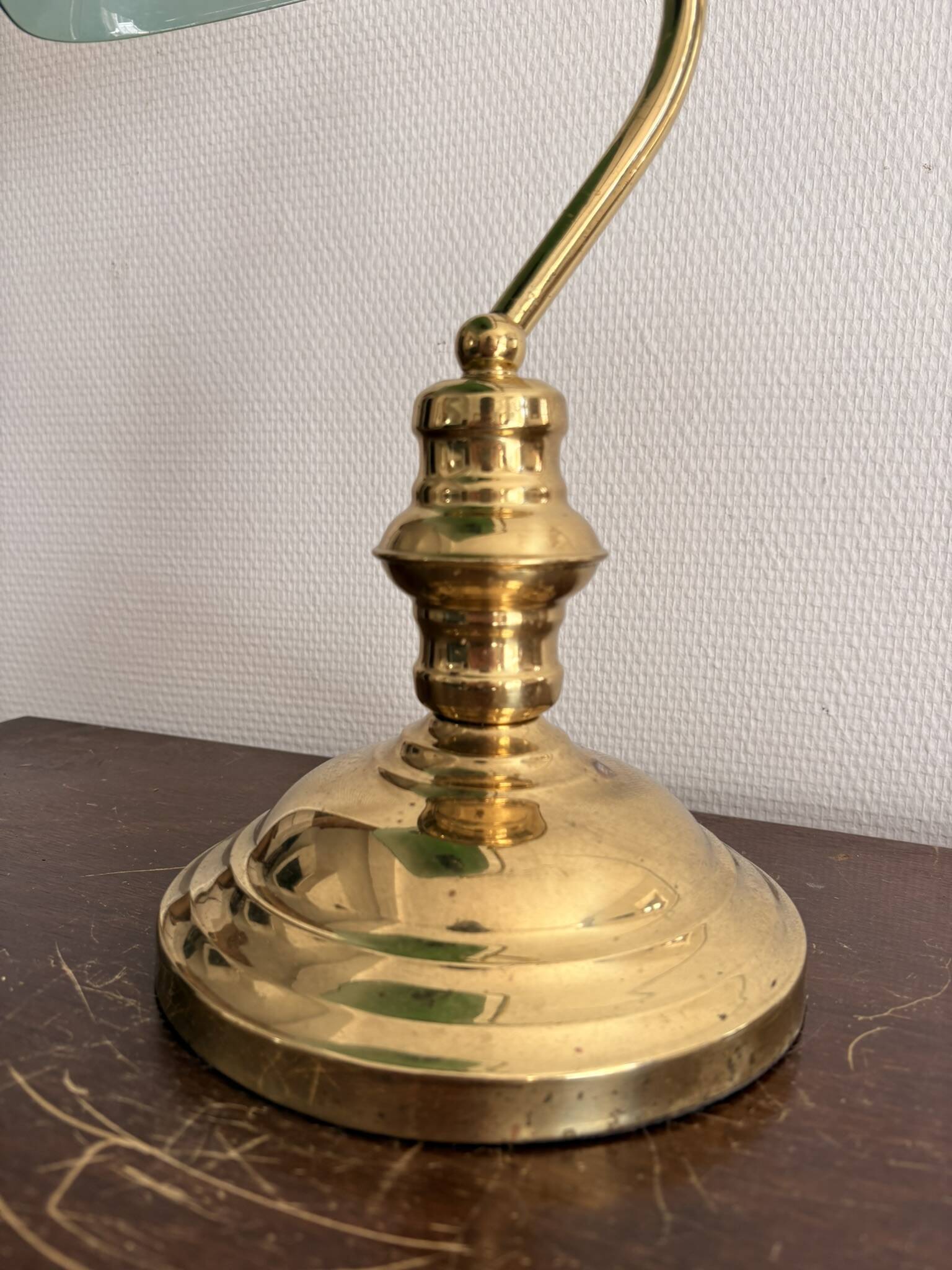 Ancien Lampe Notaire Banquier Bureau Opaline Vert Laiton Doré