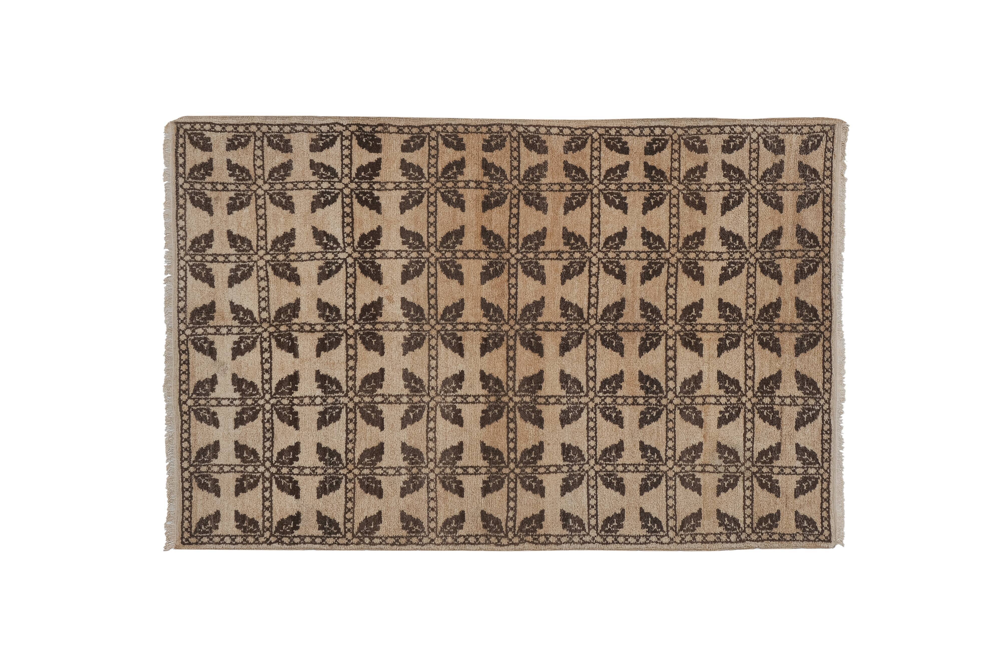 Vintage Turkish rug from Oushak, hand-woven 122x190 cm