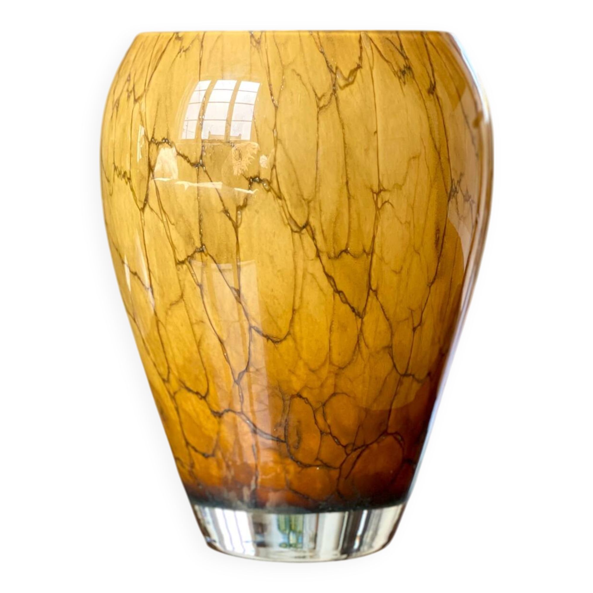 Mouth-blown glass vase.