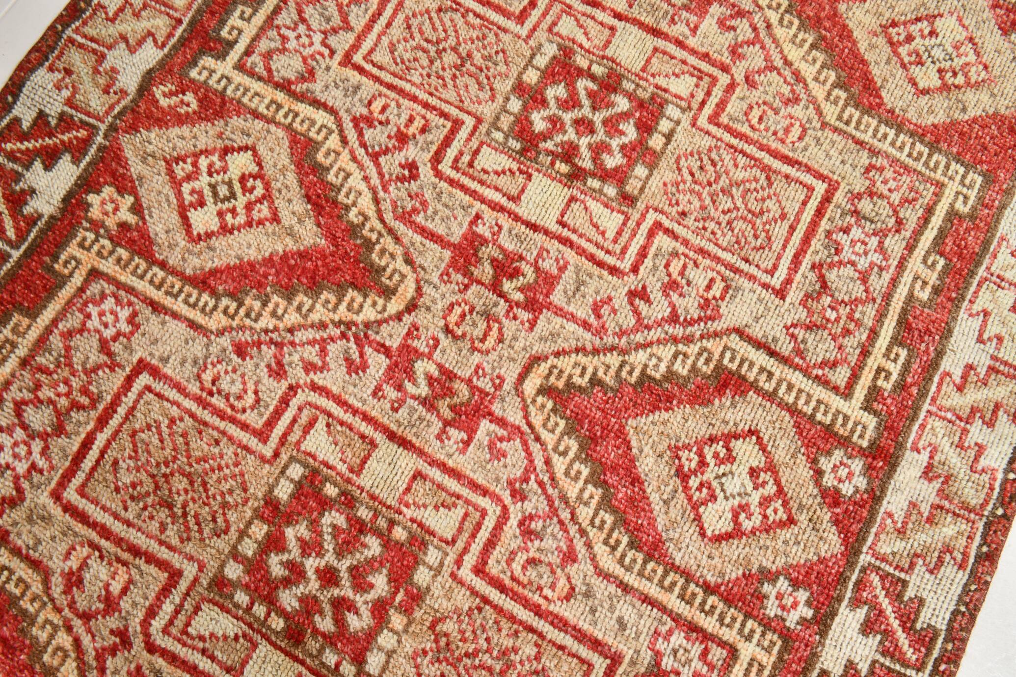 Tarecotta Red & Beige Long Wide Kilim Rug, Ethnic Patterned Rug, 141x309 Cm