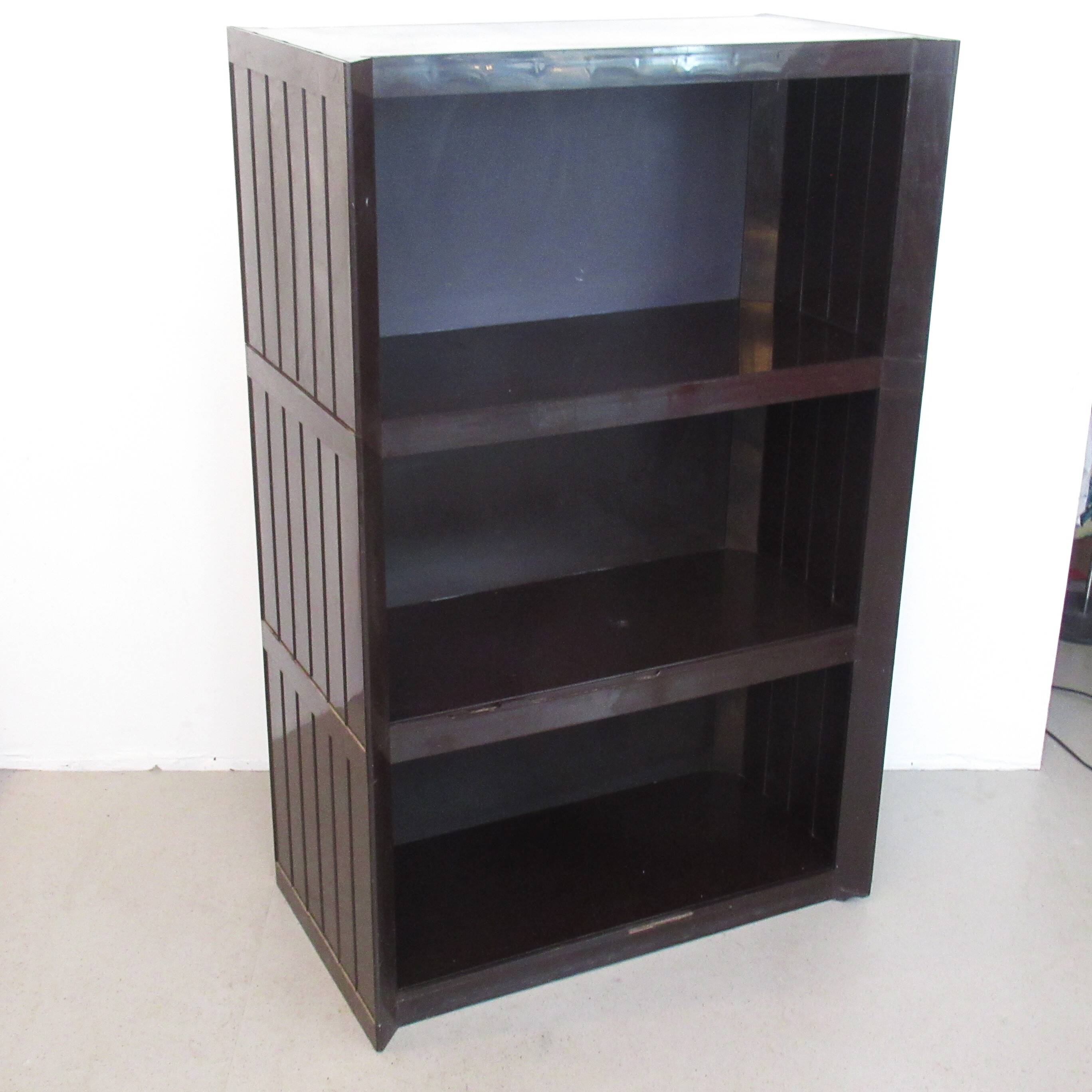 Multipla shelf by André Vandenbeuck Strässle from the 1970s.