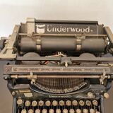 Machine à écrire Underwood 1920
