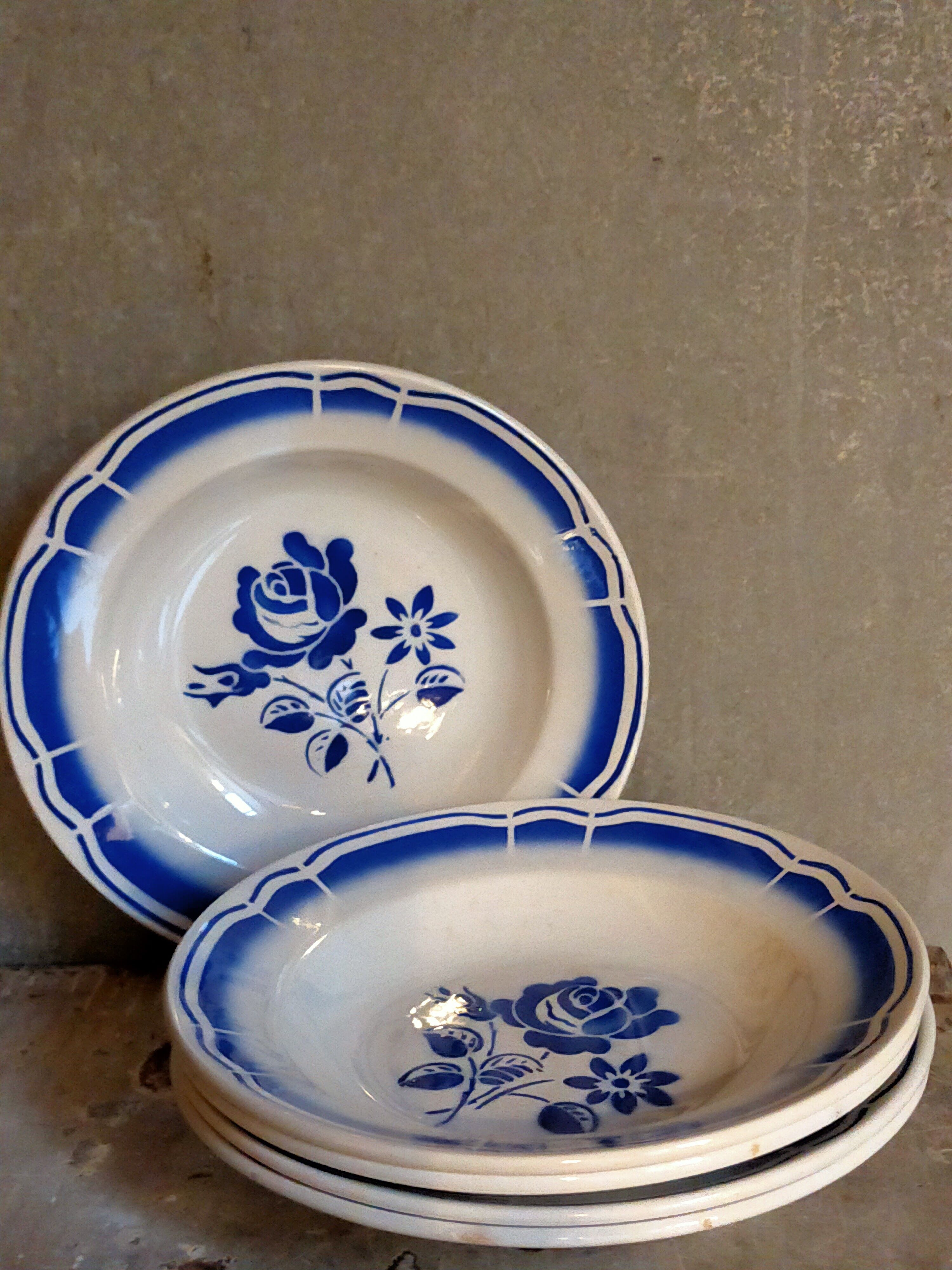 Five old "grandmother" plates with blue flowers