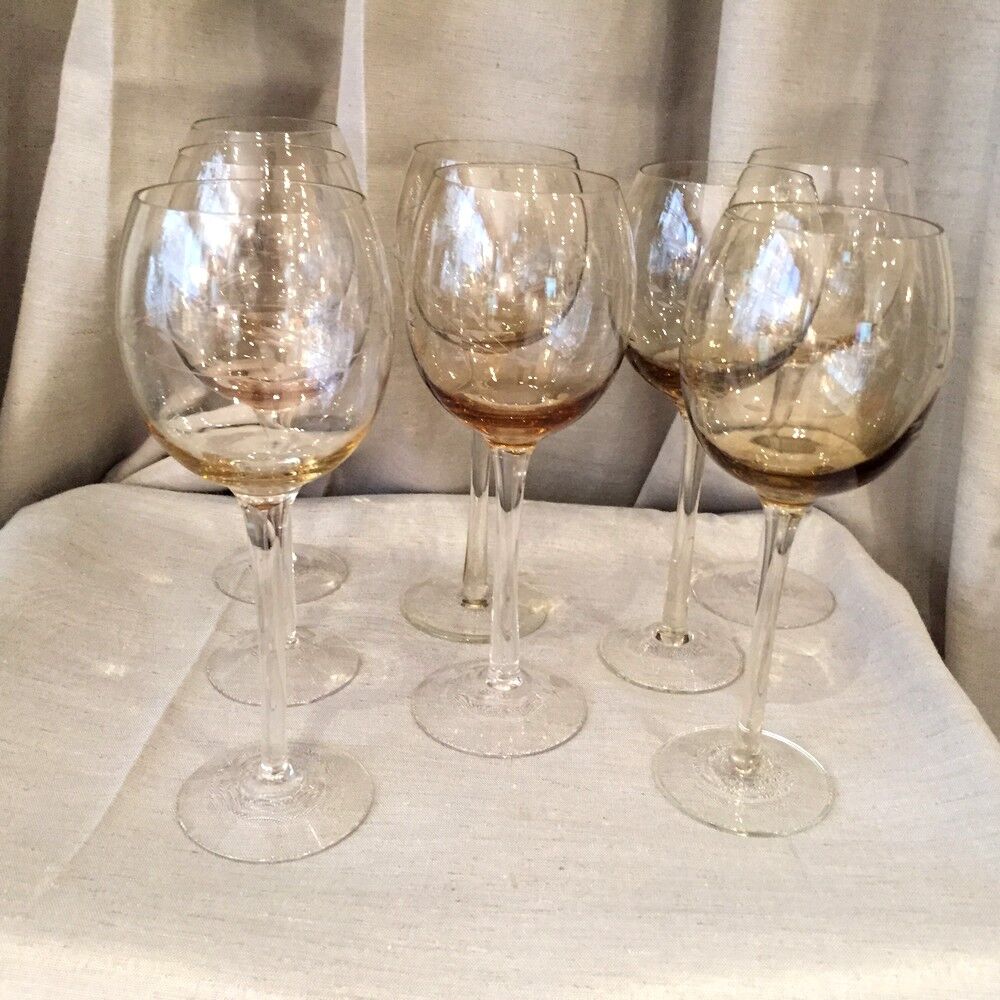 SUITE OF 8 GLASSES A GLASS WINE SMOKES OF THE YEARS 1930 1940