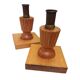Paire de bougeoirs en bois