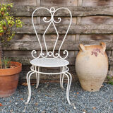 Chaise de jardin en fer forgé