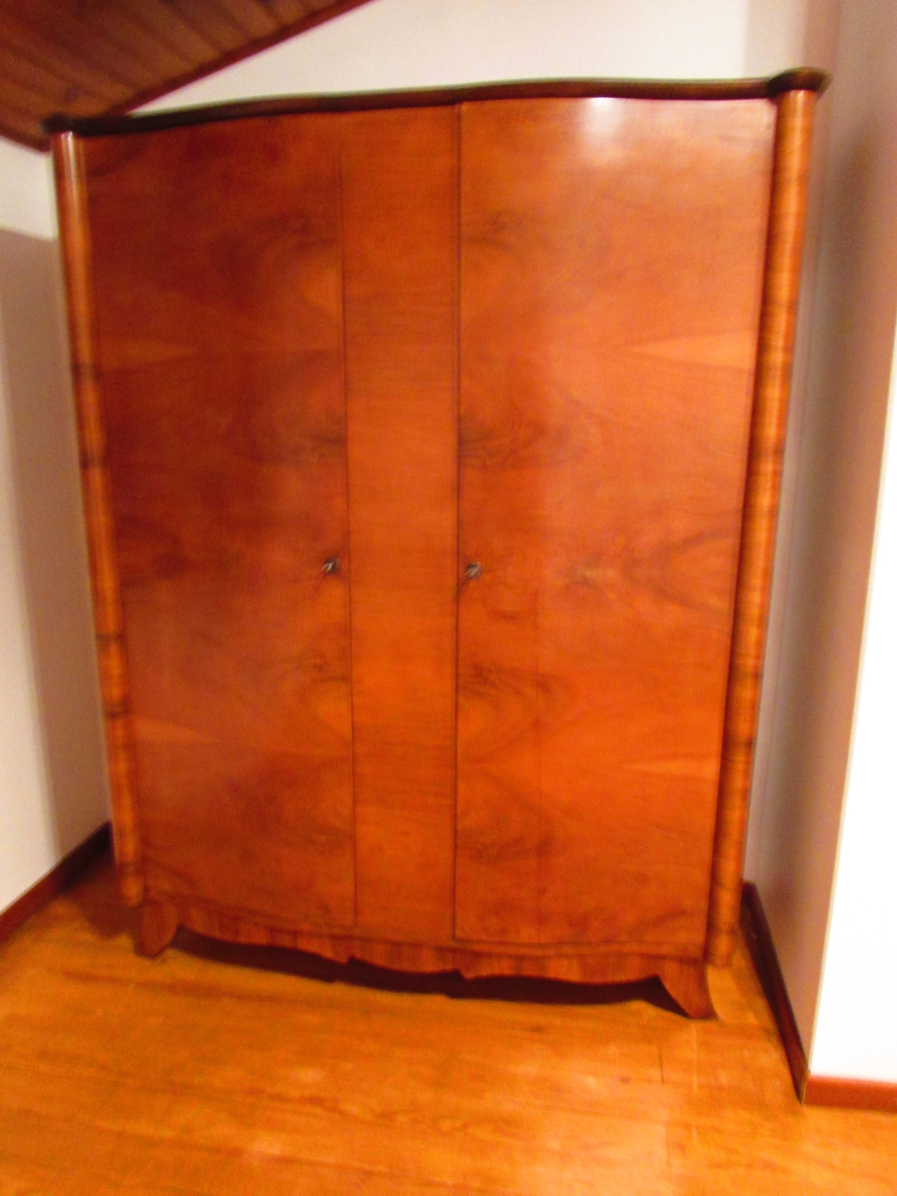 Small vintage Scandinavian walnut veneer cabinet, 1940s