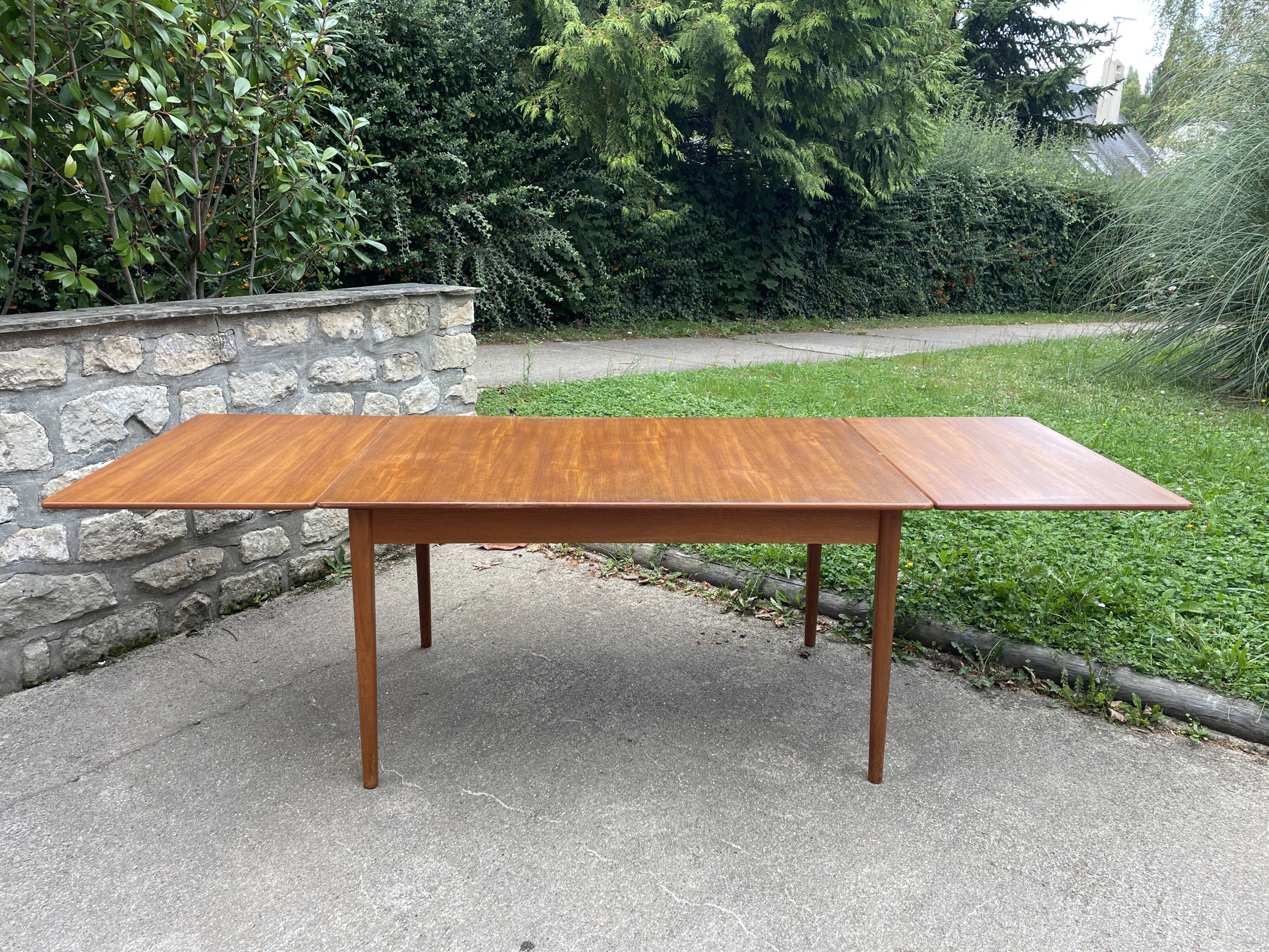 Scandinavian extendable dining table "bjarni" by nils jonsson for troeds - 1960