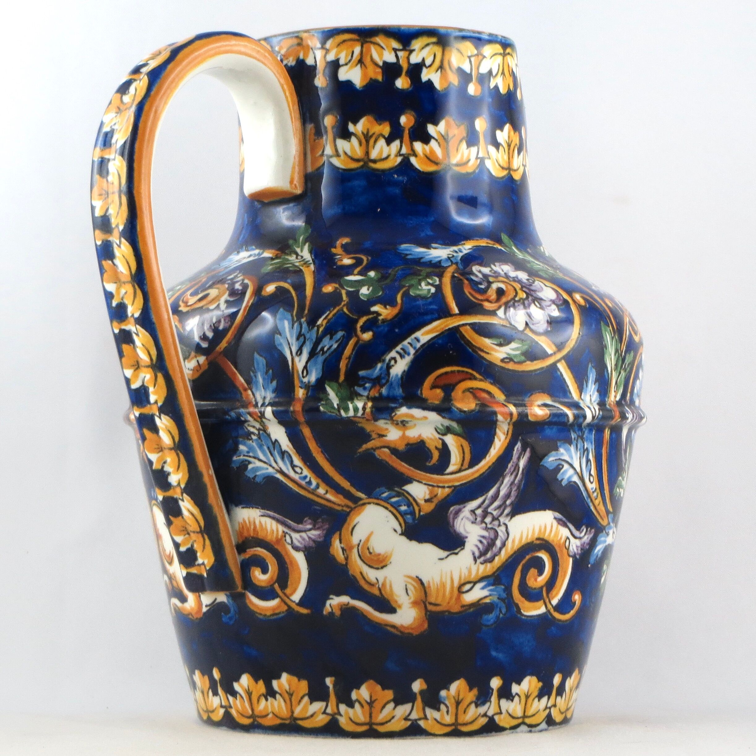 Ancien pichet/broc faïence de gien, renaissance, french ceramic/limoges/putti