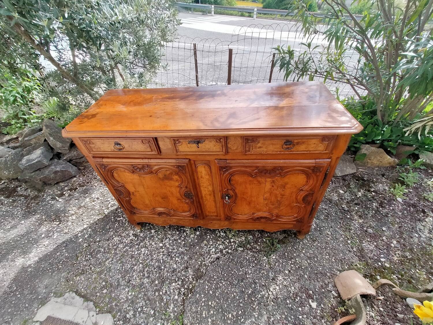 Buffet Louis XV