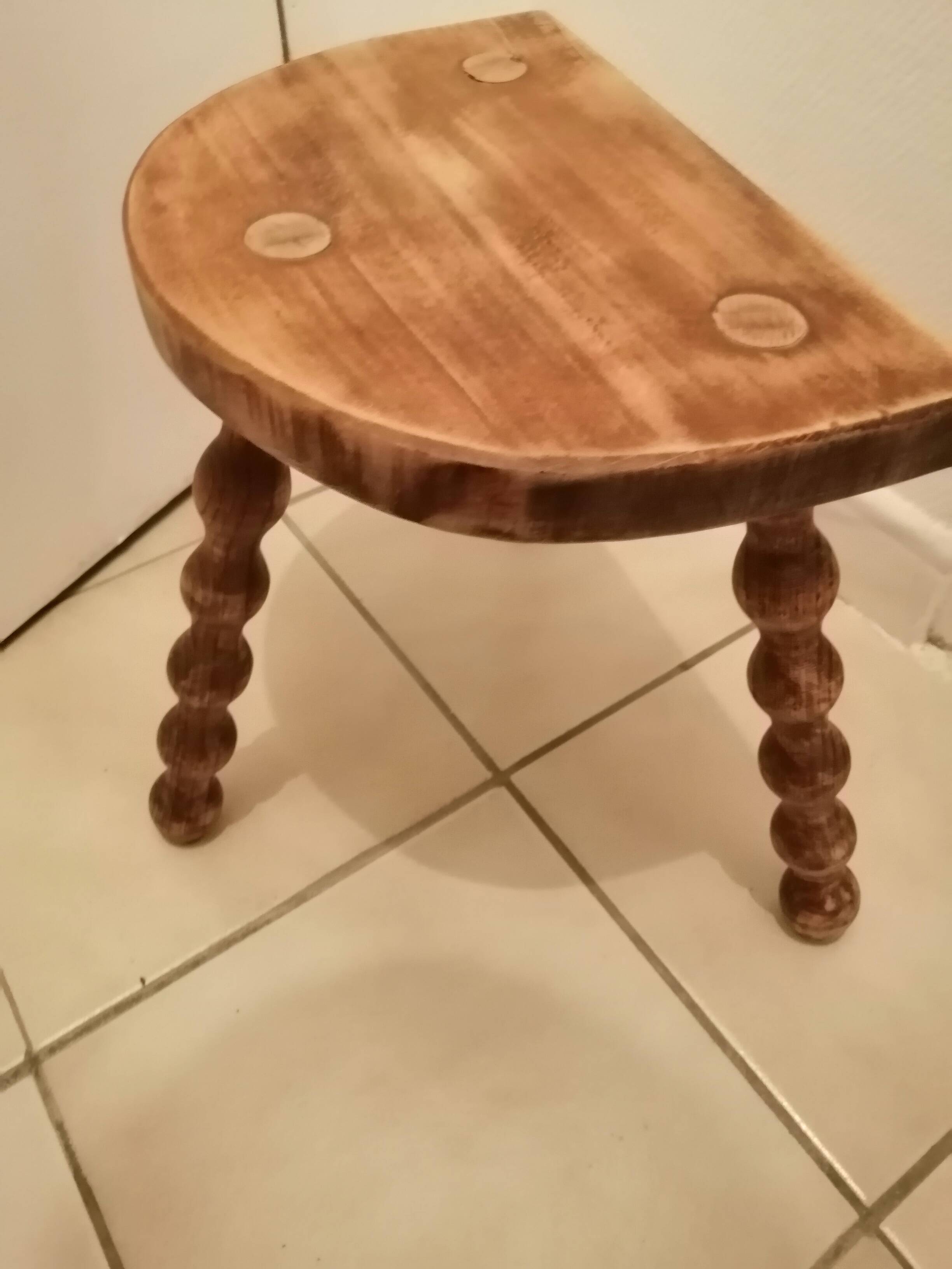 Tabouret demi lune vintage en bois massif 2