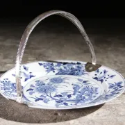 Chinese Kangxi blue and white plate with silver handle – ca. 1700