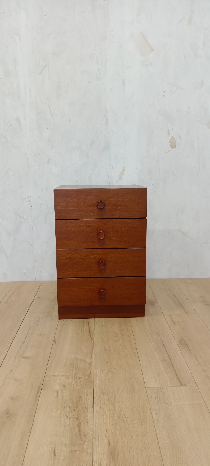 Omnia storage furniture