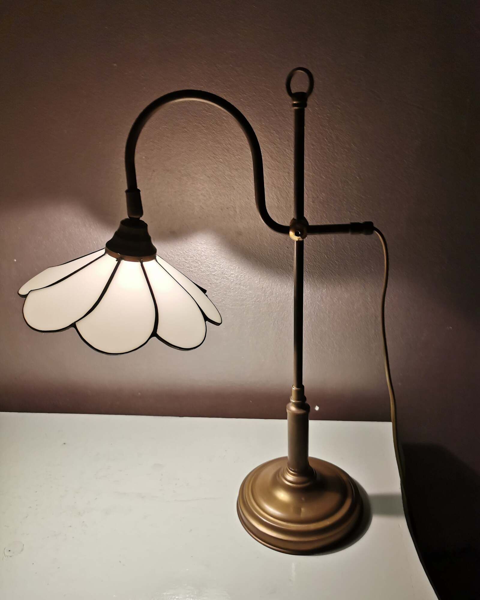 Vintage table lamp/desklamp, seventies in Tiffany style