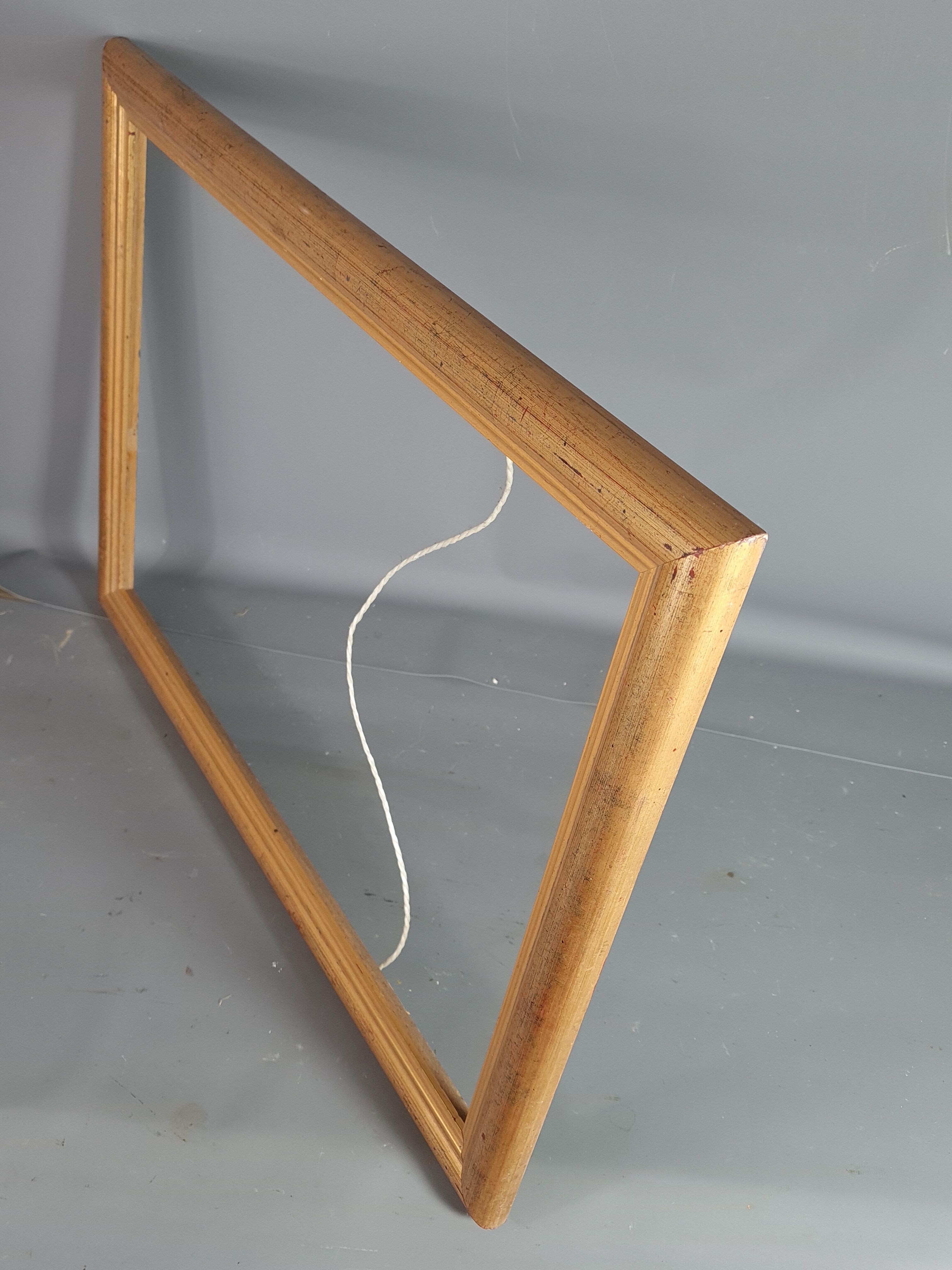 Gilded wooden frame gilded with gold leaf 62x45 cm, foliage 55.4x38.2 cm SB