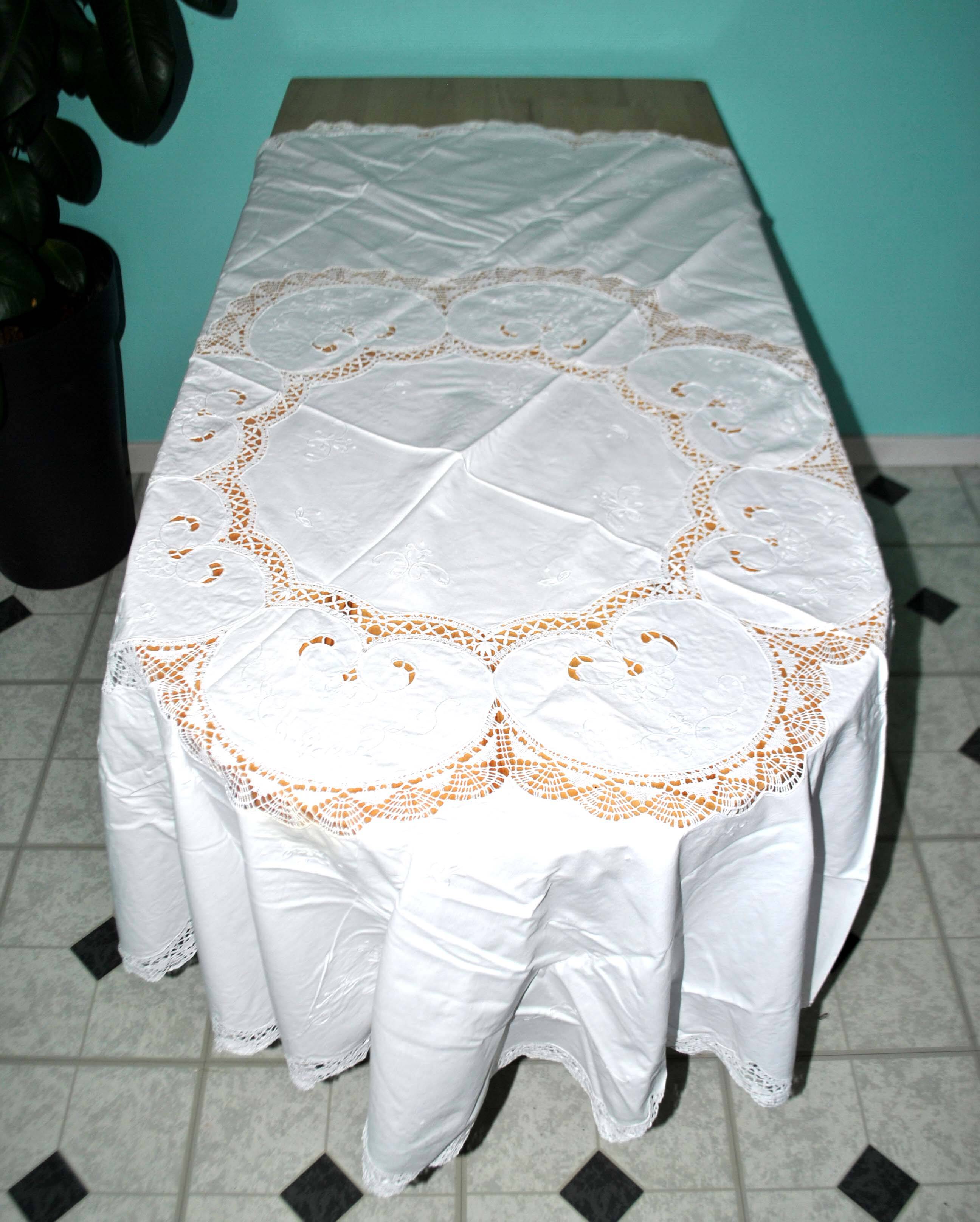 Nappe ronde vintage en coton brodé et ajouré 160x160cm *M3*