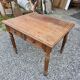 Bureau ancien en pitchpin