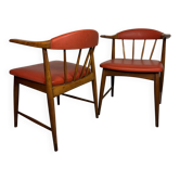 Paire de fauteuils scandinaves en teck et skaï rouge – années 1960