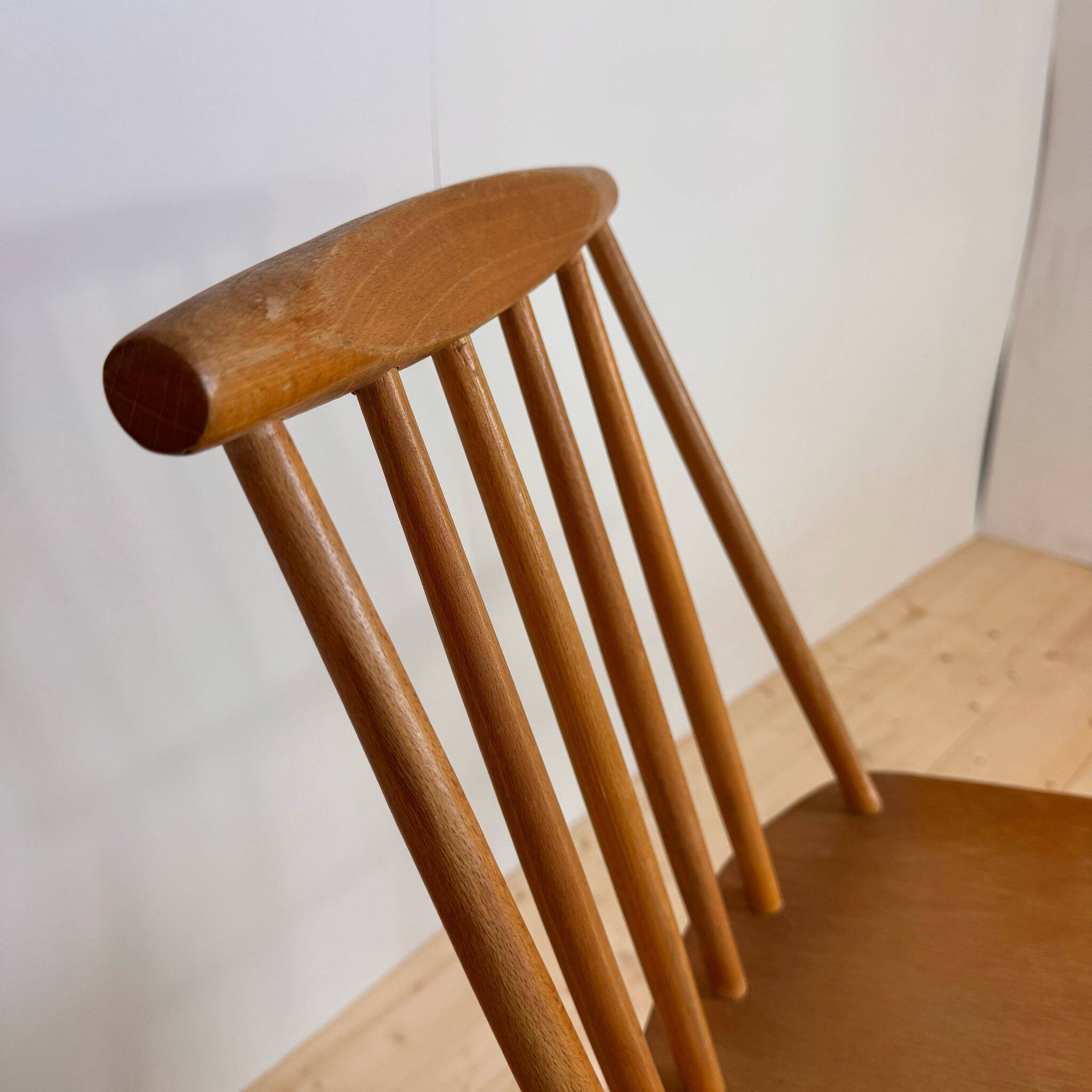 'J77' chair, Folke Pålsson for FDB Møbelfabrik, Denmark