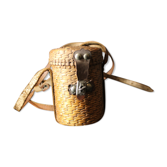 Spa wicker basket with its glass Good Waters