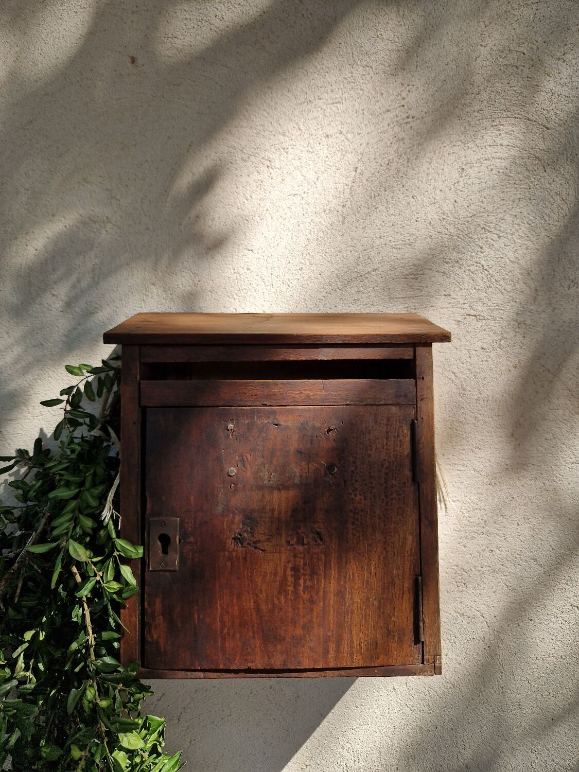 Letter box