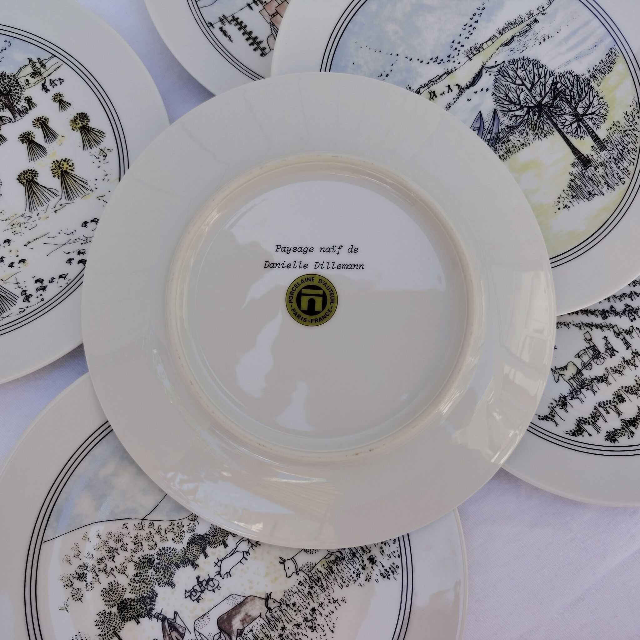 Dessert plates, Auteuil porcelain, naive, Danielle Dillemann