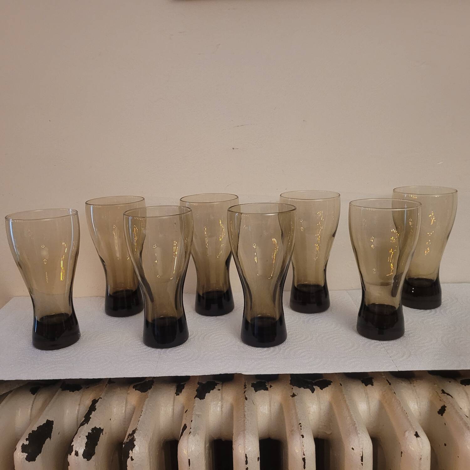 Set of 8 long drink glasses in smoked glass from the 70s – 25 cl