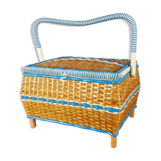 Vintage wicker sewing box 60