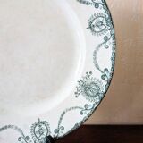 Plat en terre de fer