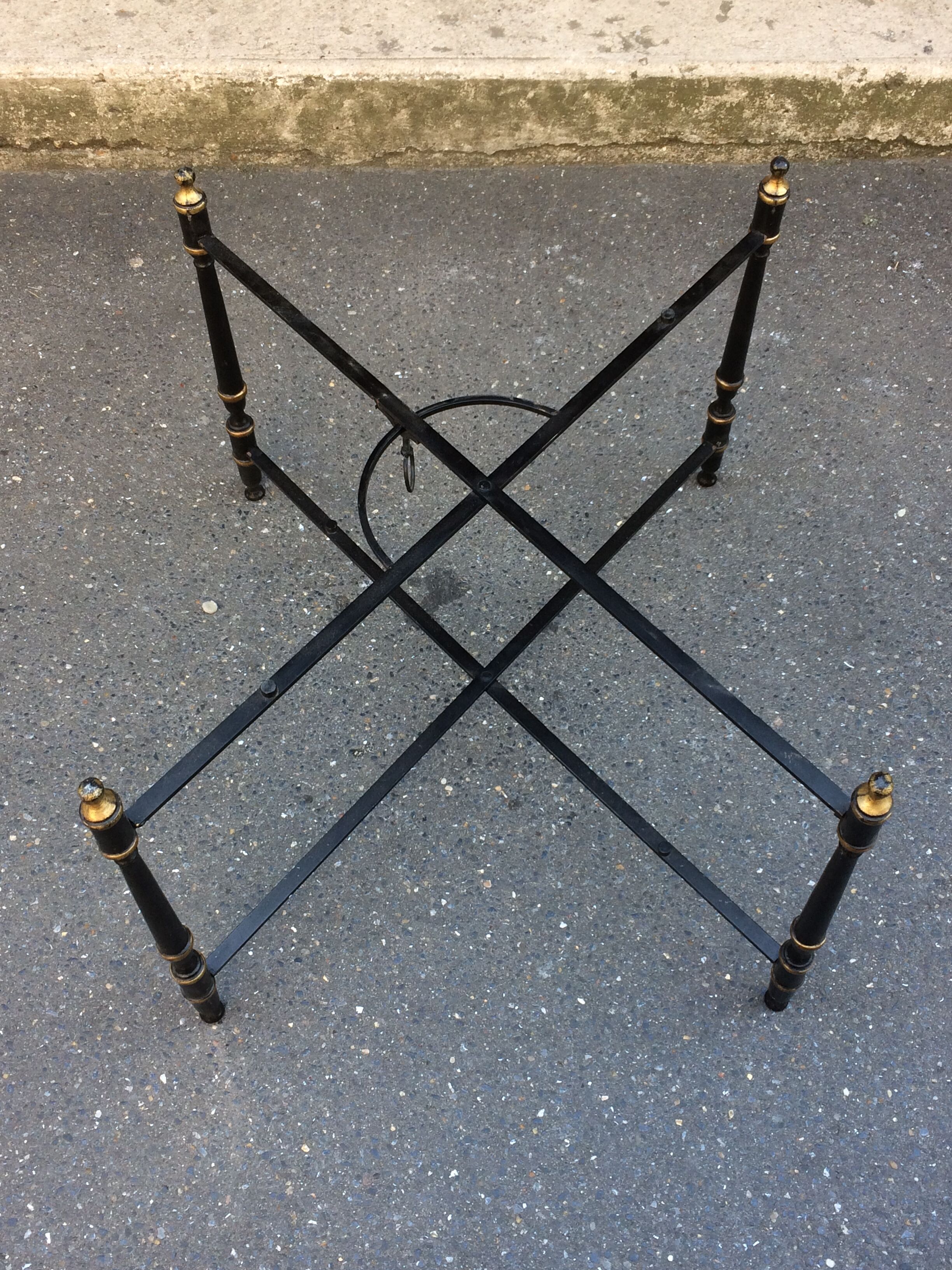Painted iron tray and folding coffee table foot