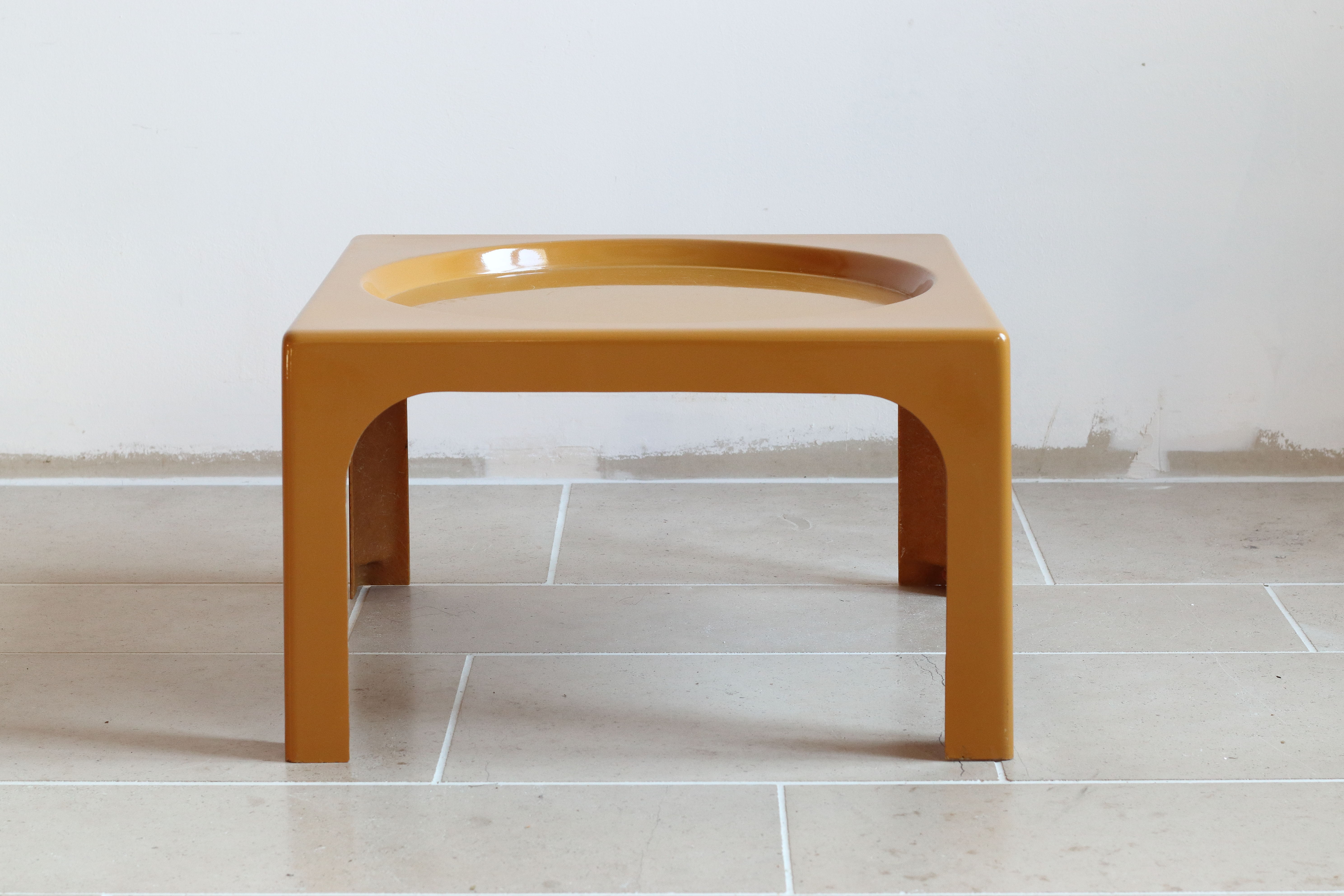 Low table in fiberglass, 1970s