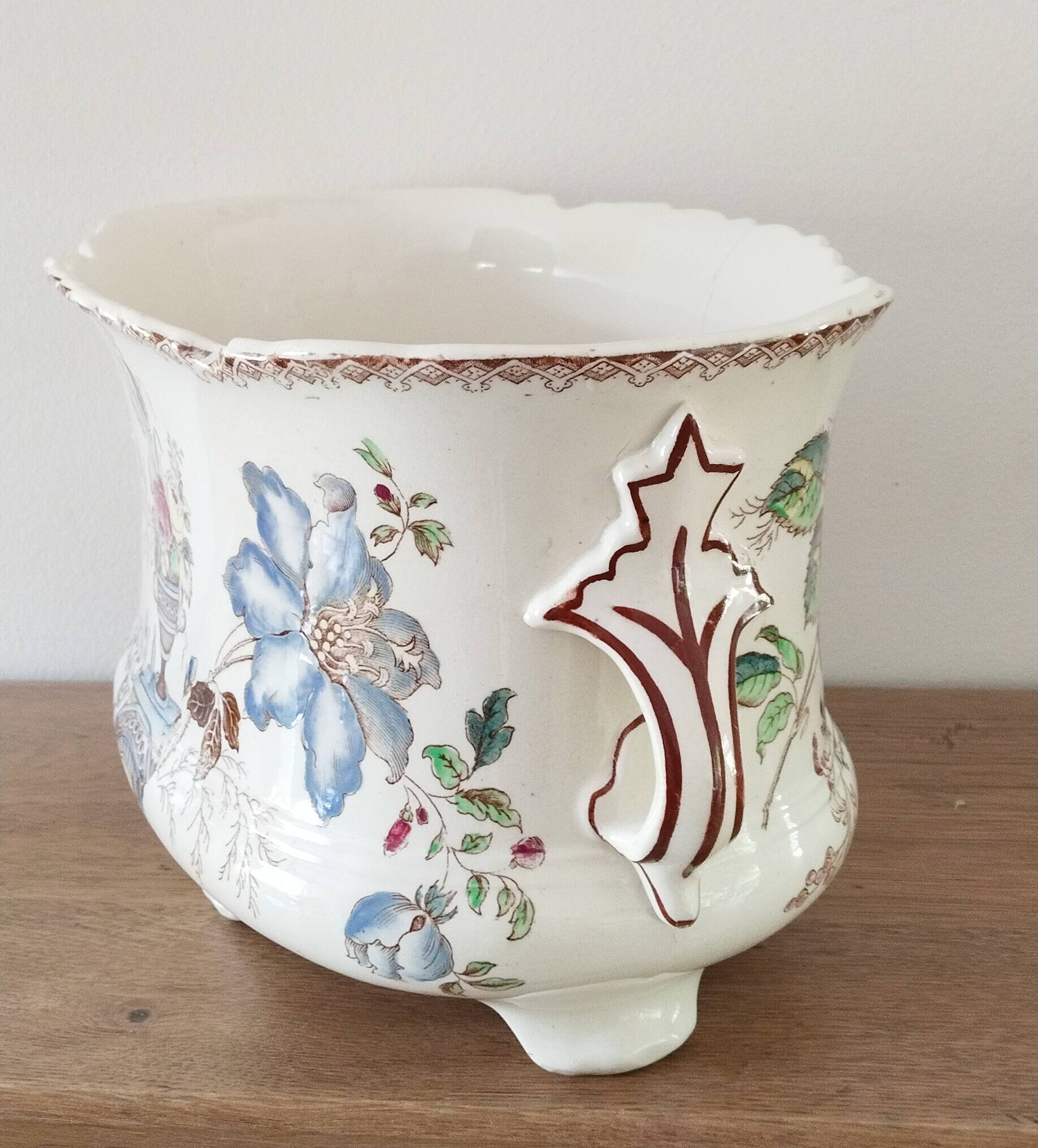 Flowerpot, bowl, earthenware centerpiece, ceramic, Sarreguemines