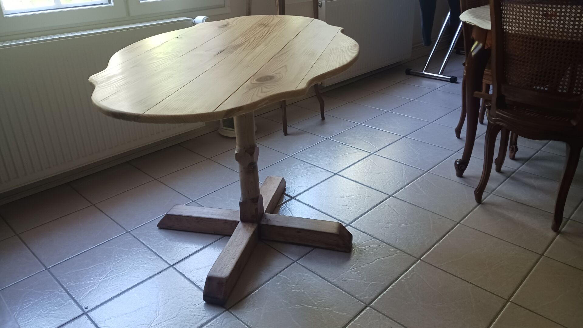 Table violon, fabrication par moi-même