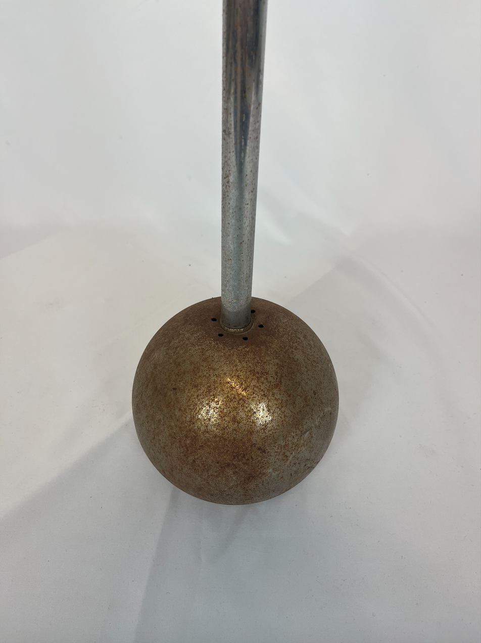 Ashtray on foot Design Erhard years 60/70