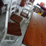 Salle à manger hêtre massif  lot 4 chaises, 1 banc et une table