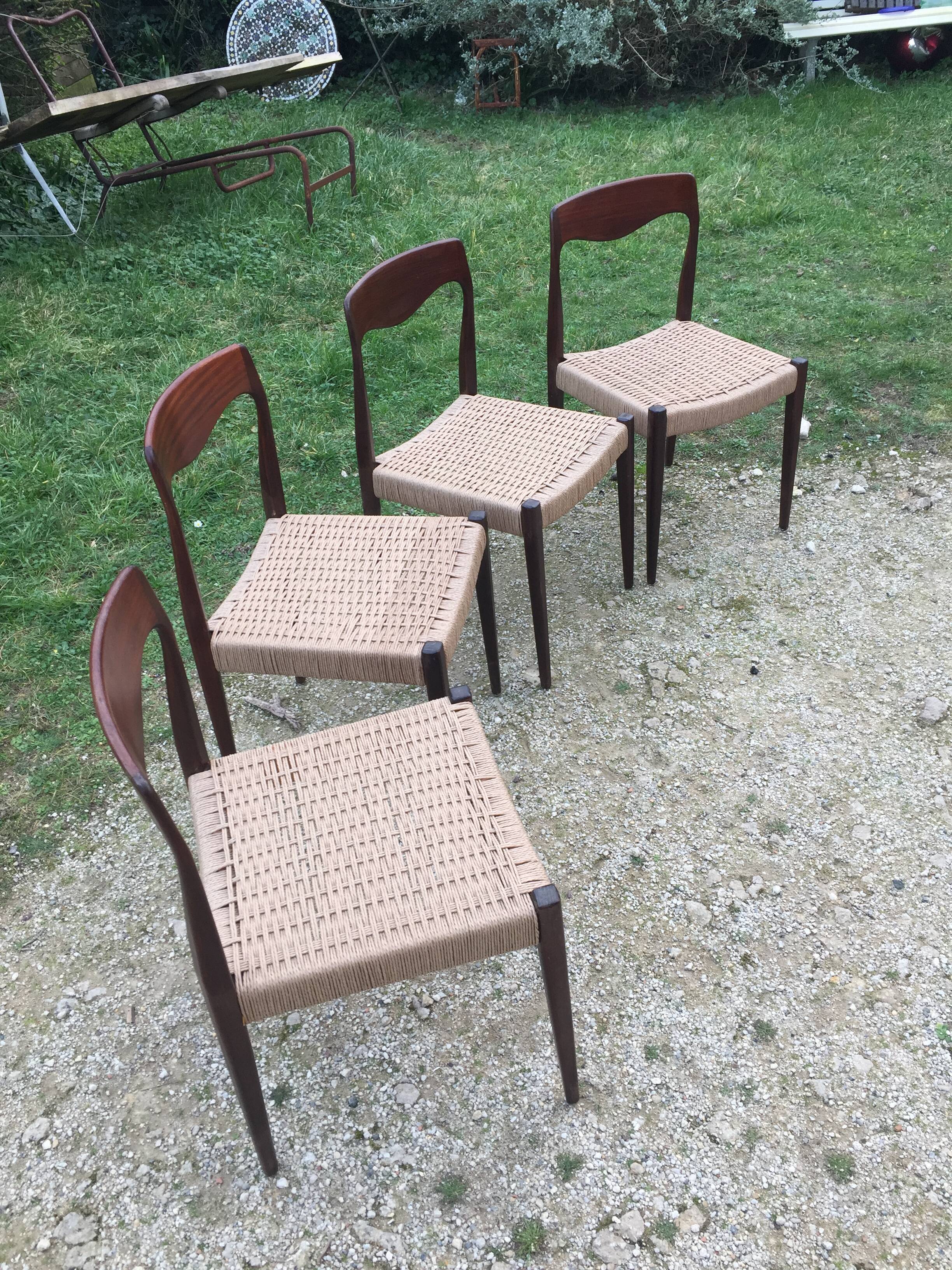 4 Danish chairs 60