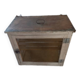 Wooden mesh pantry