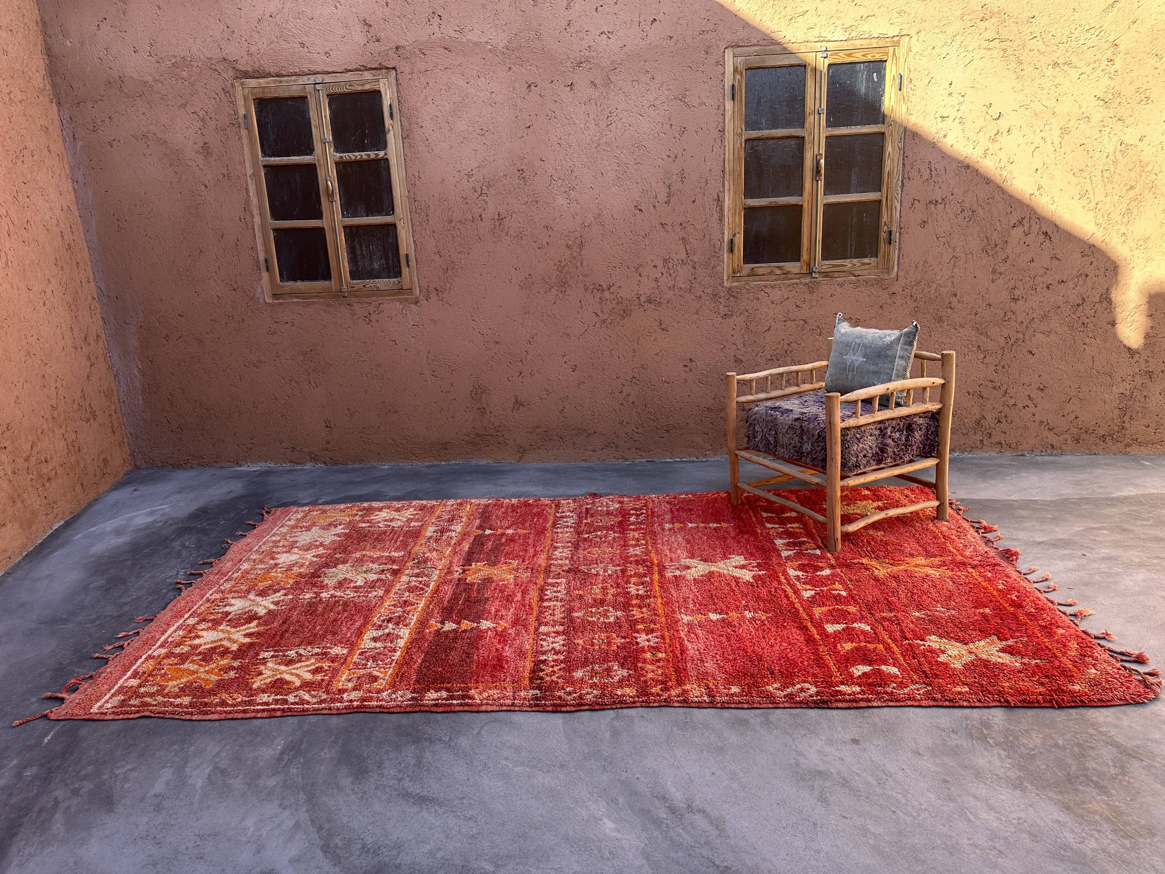 Old berber carpet - 196 x 345 cm