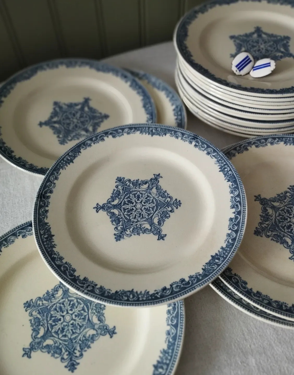 6 dessert plates ironstone J. Vieillard Bordeaux "Garland"