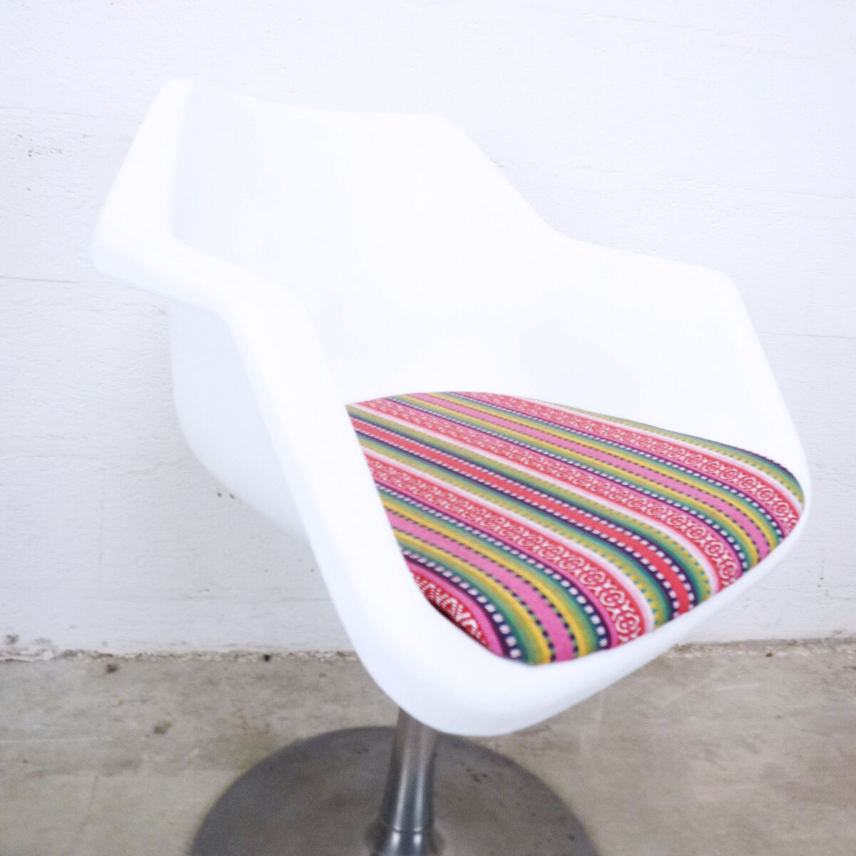 Armchair Robin Day, design by Hille